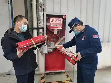 高陵區(qū)消防救援大隊開展消防產(chǎn)品質(zhì)量監(jiān)督專項檢查