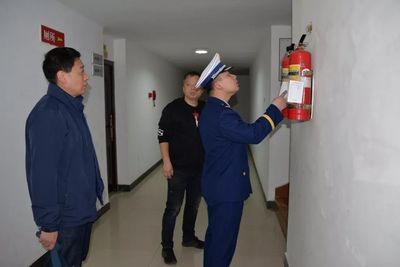 春防進(jìn)行時(shí) | 龍泉市消防救援大隊(duì)聯(lián)合文旅委開(kāi)展聯(lián)合檢查